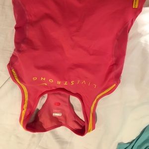 Live strong running top